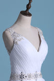2024 Open Back V Neck Wedding Dresses Organza With Beads P9RDK8Q4