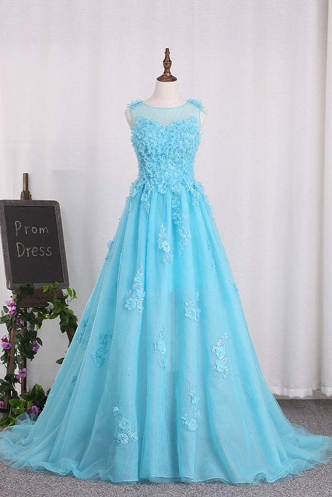 Bateau A Line Prom Dresses Tulle With Applique Sweep