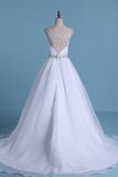 2024 Open Back V Neck Wedding Dresses Organza With Beads P9RDK8Q4