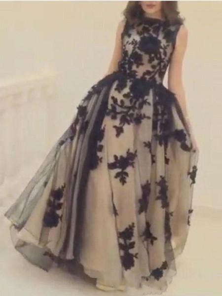 New Arrival A-Line Round Neck Black Lace Long Prom Dress